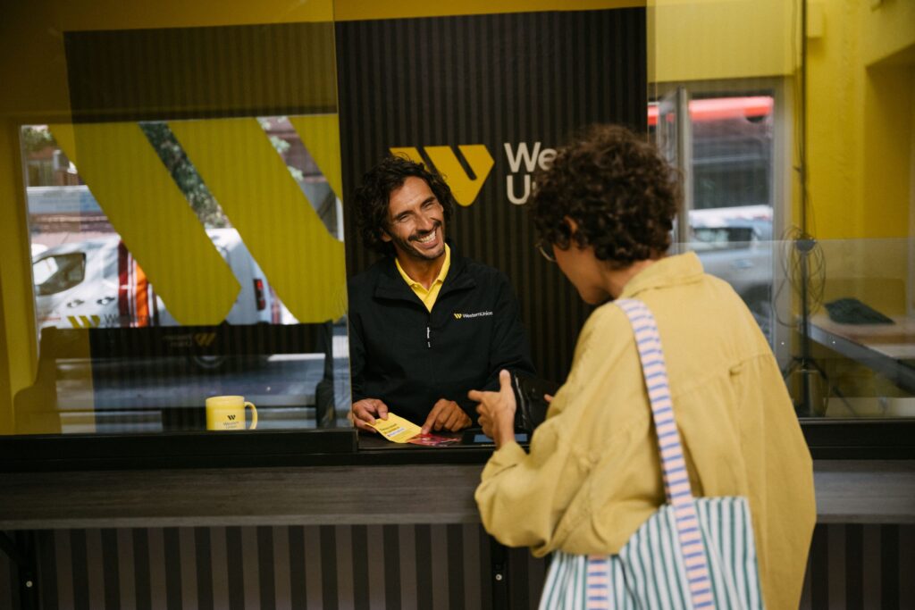 Western_Union_GIL_2023_08_30_Store_Retail_Interactions_0172-scaled