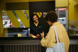 Western_Union_GIL_2023_08_30_Store_Retail_Interactions_0172-scaled